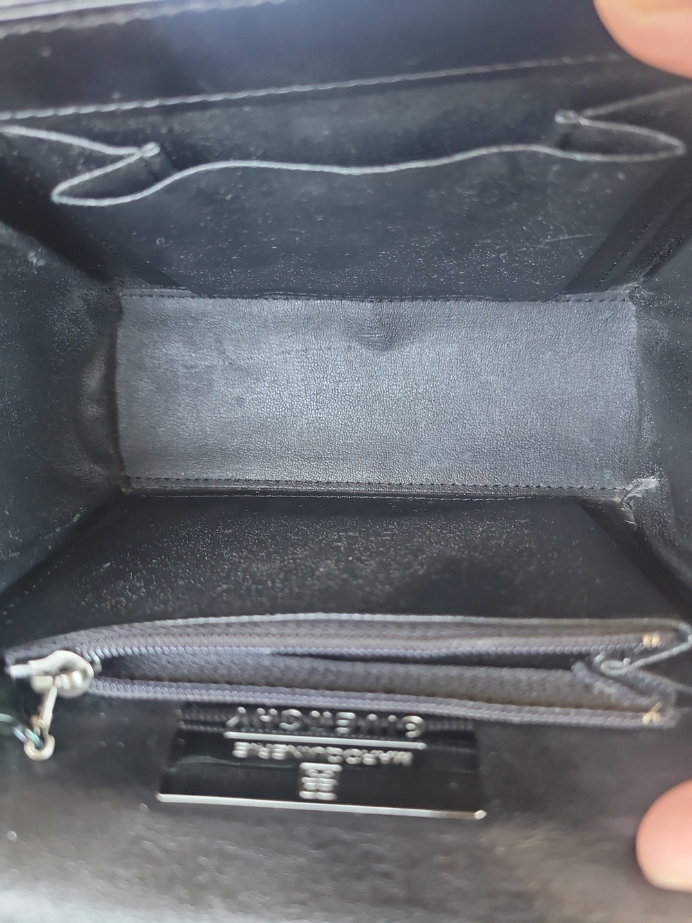 Givenchy Maroquinerie Nobile Leather Shoulder Crossbody Bag Black Noir Small - Picture 9 of 13